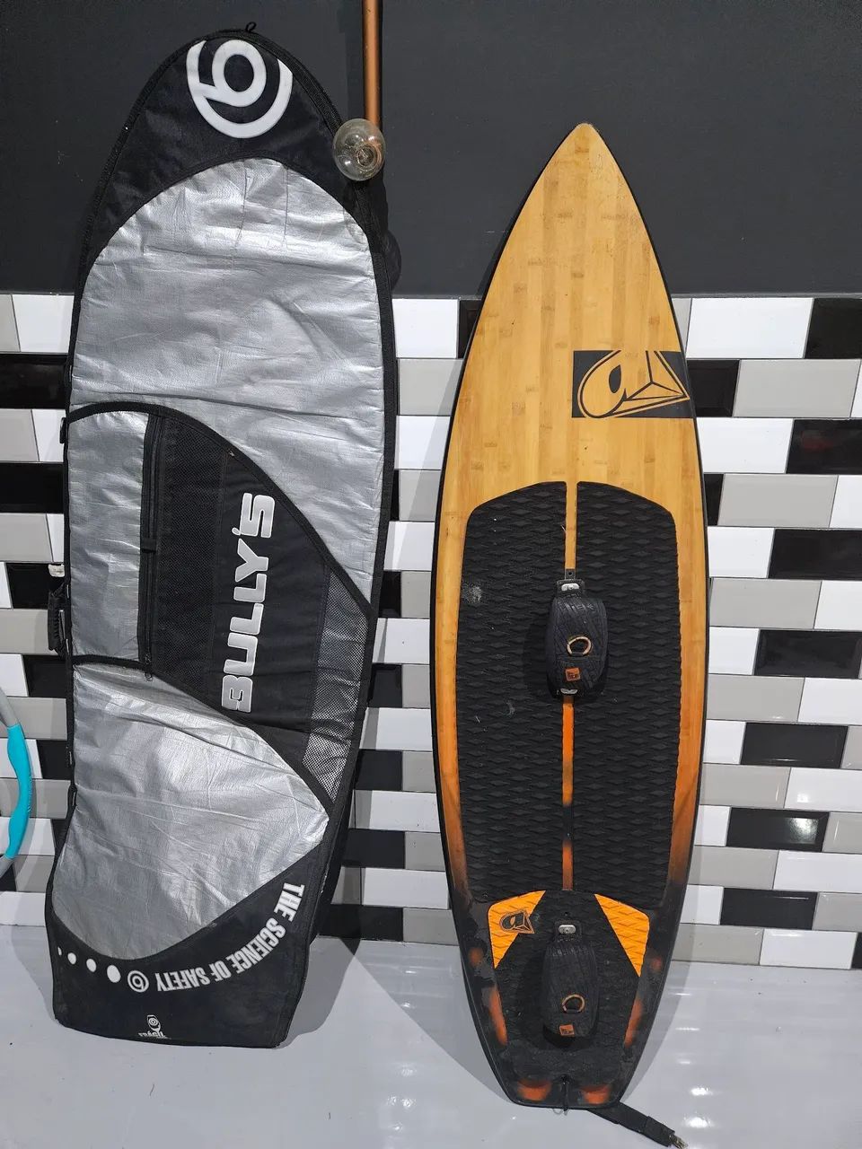 Prancha de kite wake Surf Airrush com Capa de Proteção