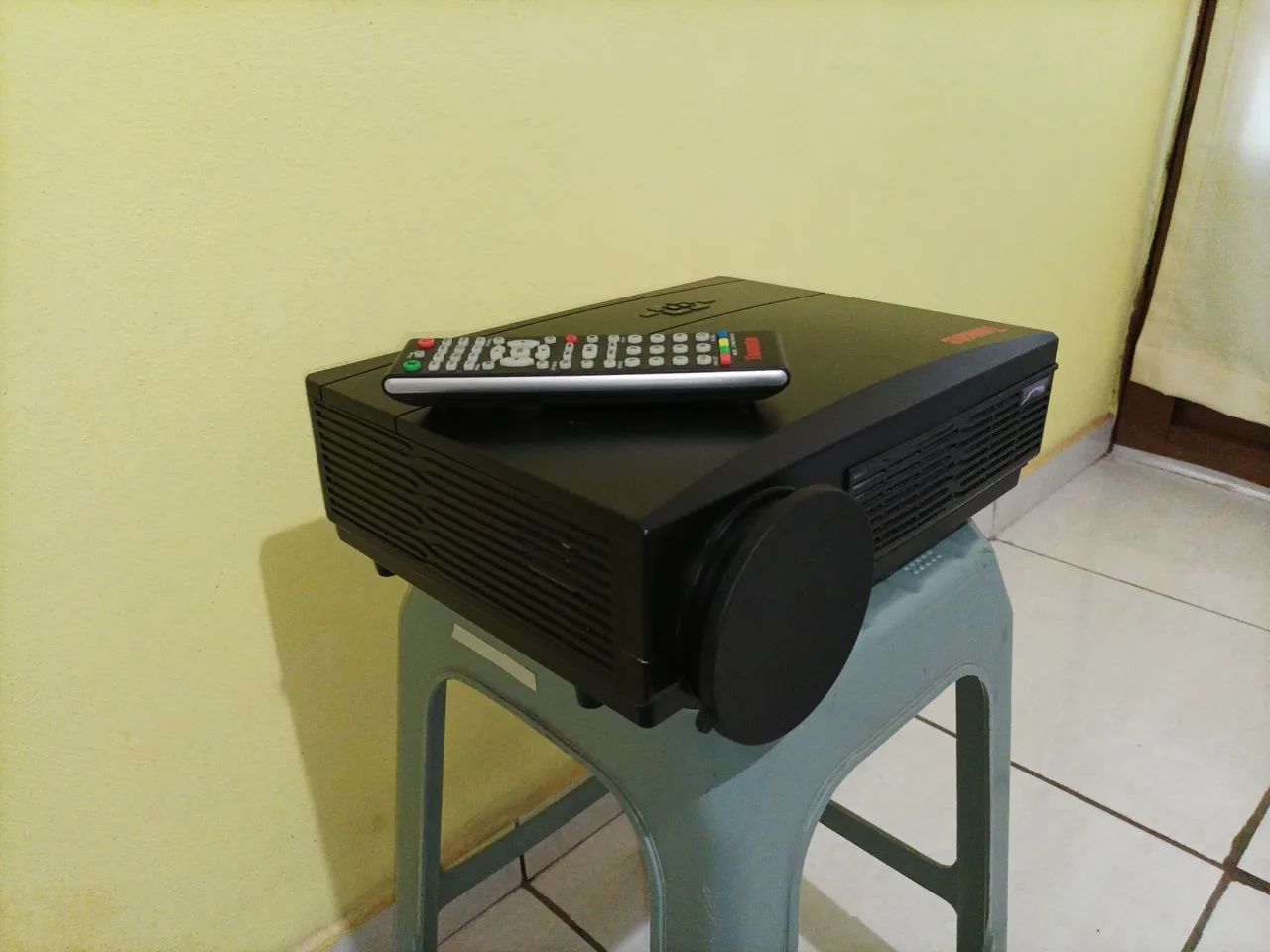 Projetor Multimídia (ARRUMAR) - Foto 2