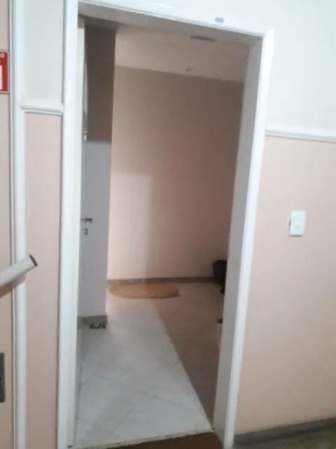 SALA COMERCIAL AMPLA NO CENTRO DA CIDADE - Foto 4