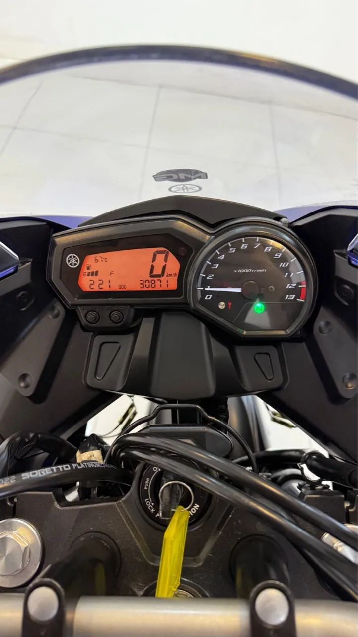 Yamaha XJ6 F 2015 - Foto 3