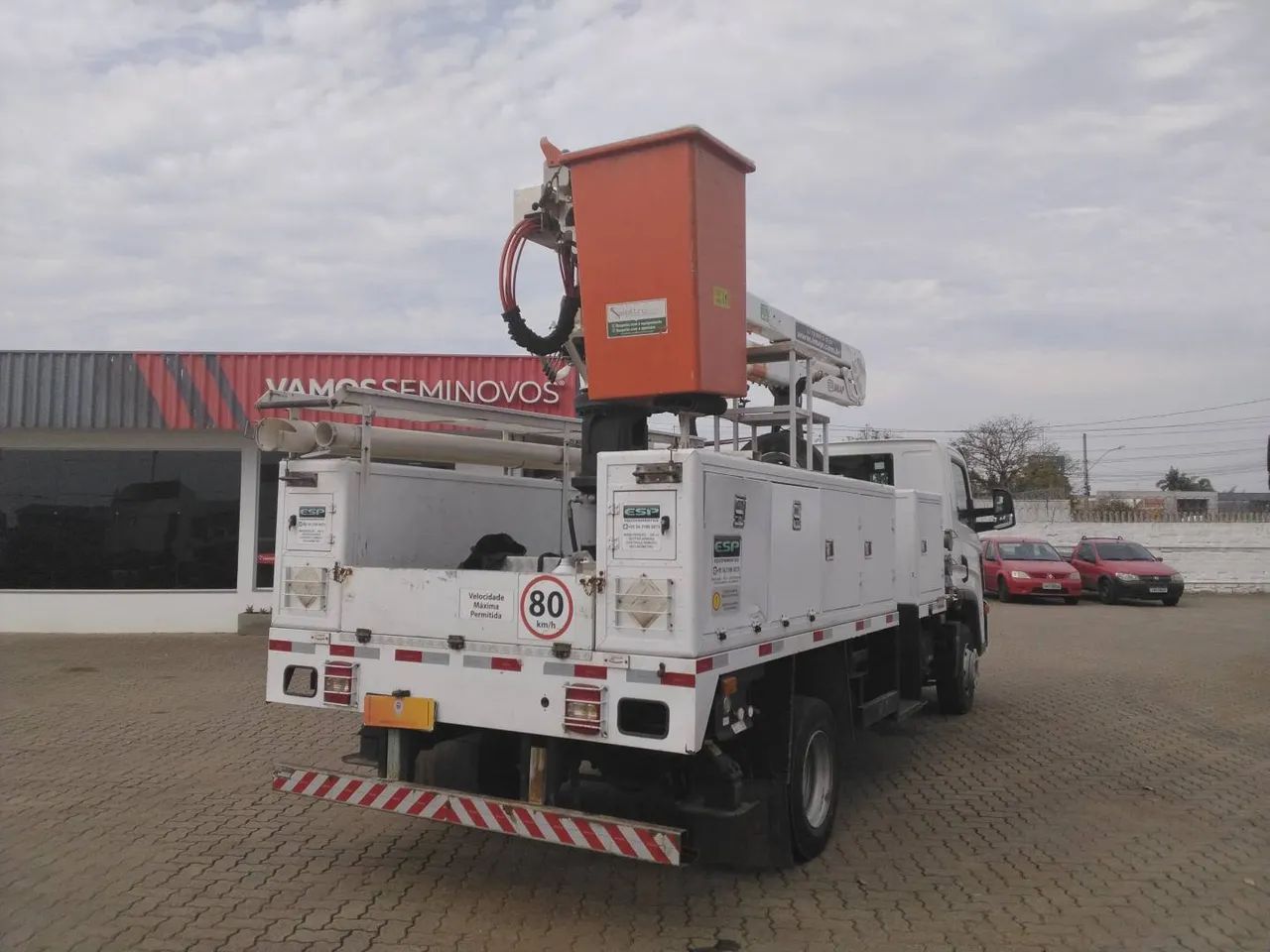 Volkswagen 11.180 Delivery 2p (diesel)(E5) 2020/2021 Vamos Seminovos São Leopoldo - Foto 4