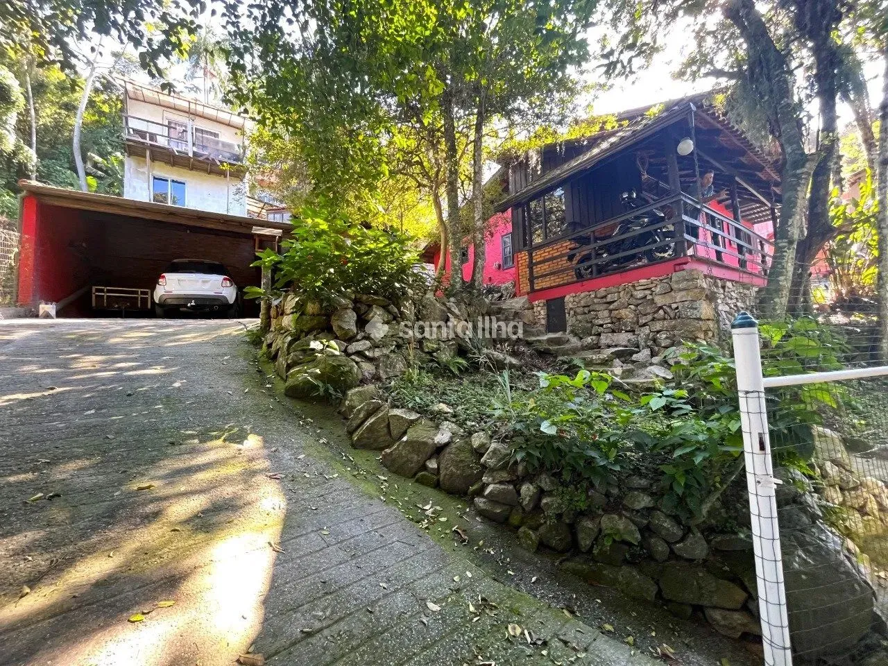 Casa com 3 dormitórios para alugar, 160m² - Lagoa da Conceição - Florianópolis/SC