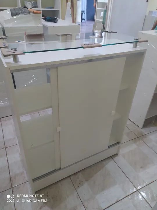 BALCÃO VITRINE EXPOSITOR C/ PORTAS - NOVO MDF