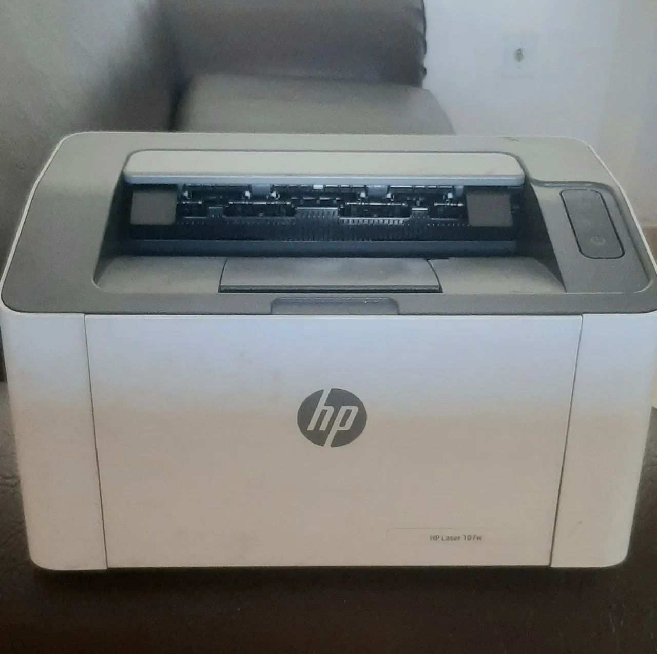 Impressora HP Laser 107w - Imprima com qualidade e economia!