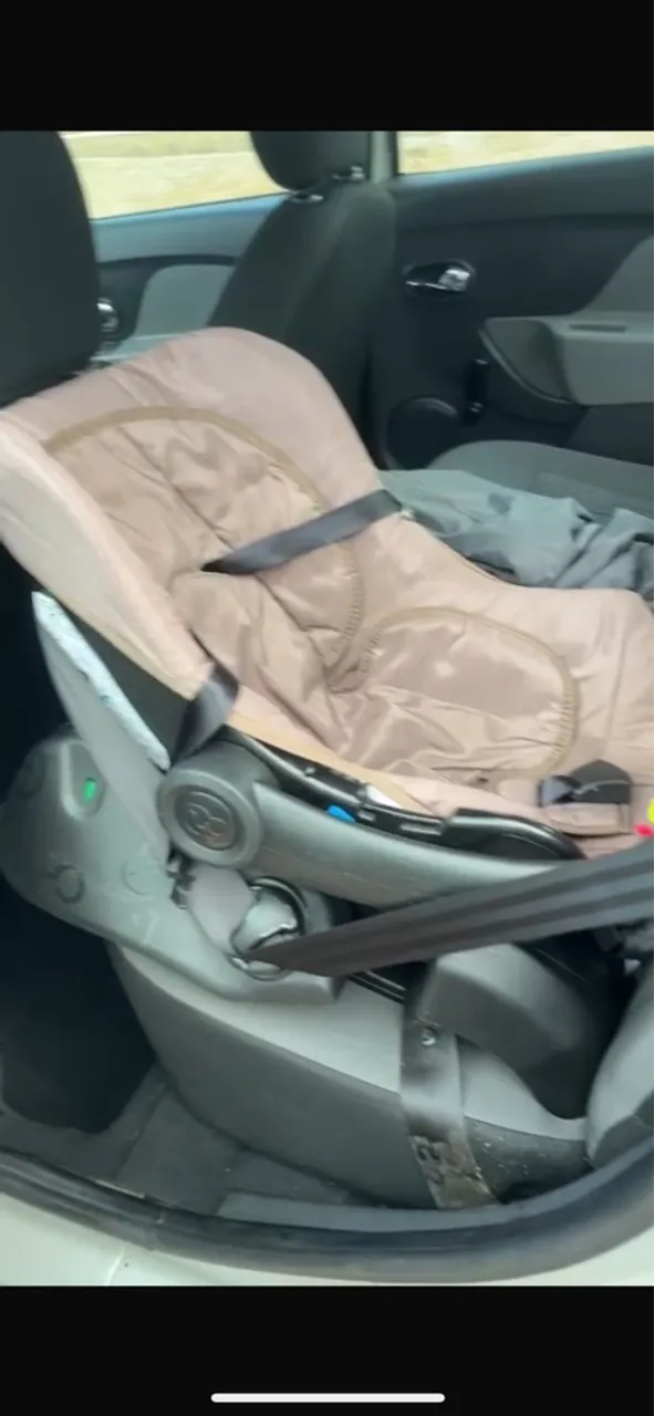 Cadeira Infantil para Carro - Segurança e Conforto