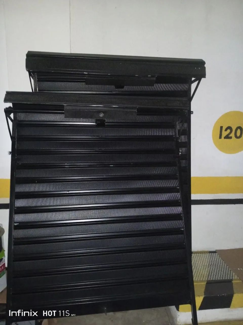 Janela de Aço em ótimo estado - Foto 2