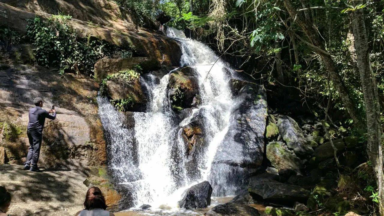 Seu lote em Igaratá com cachoeiras e lago dentro do bairro! - Foto 2
