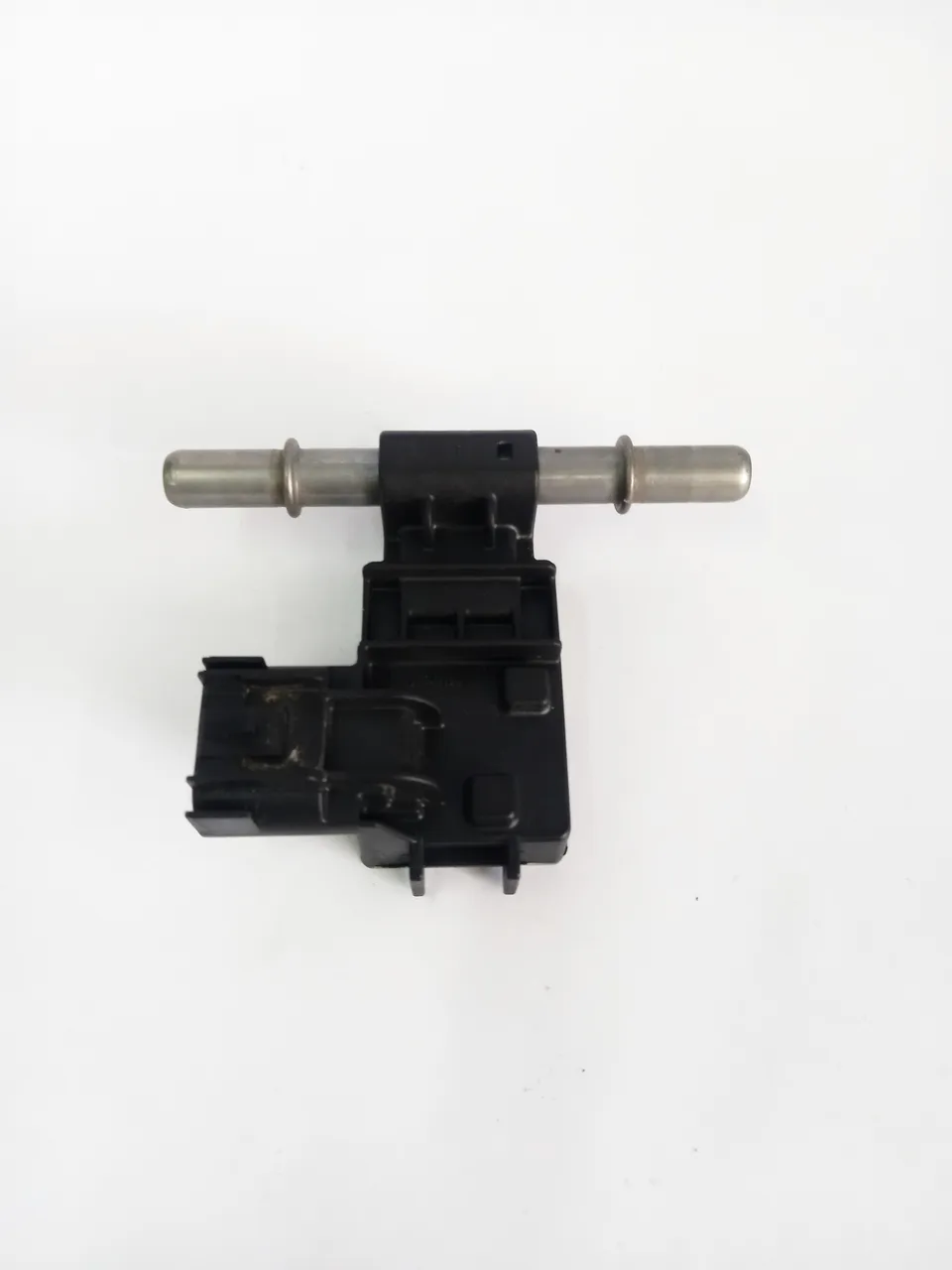Sensor Combustivel Chevrolet Tracker 2020/2024 13507128