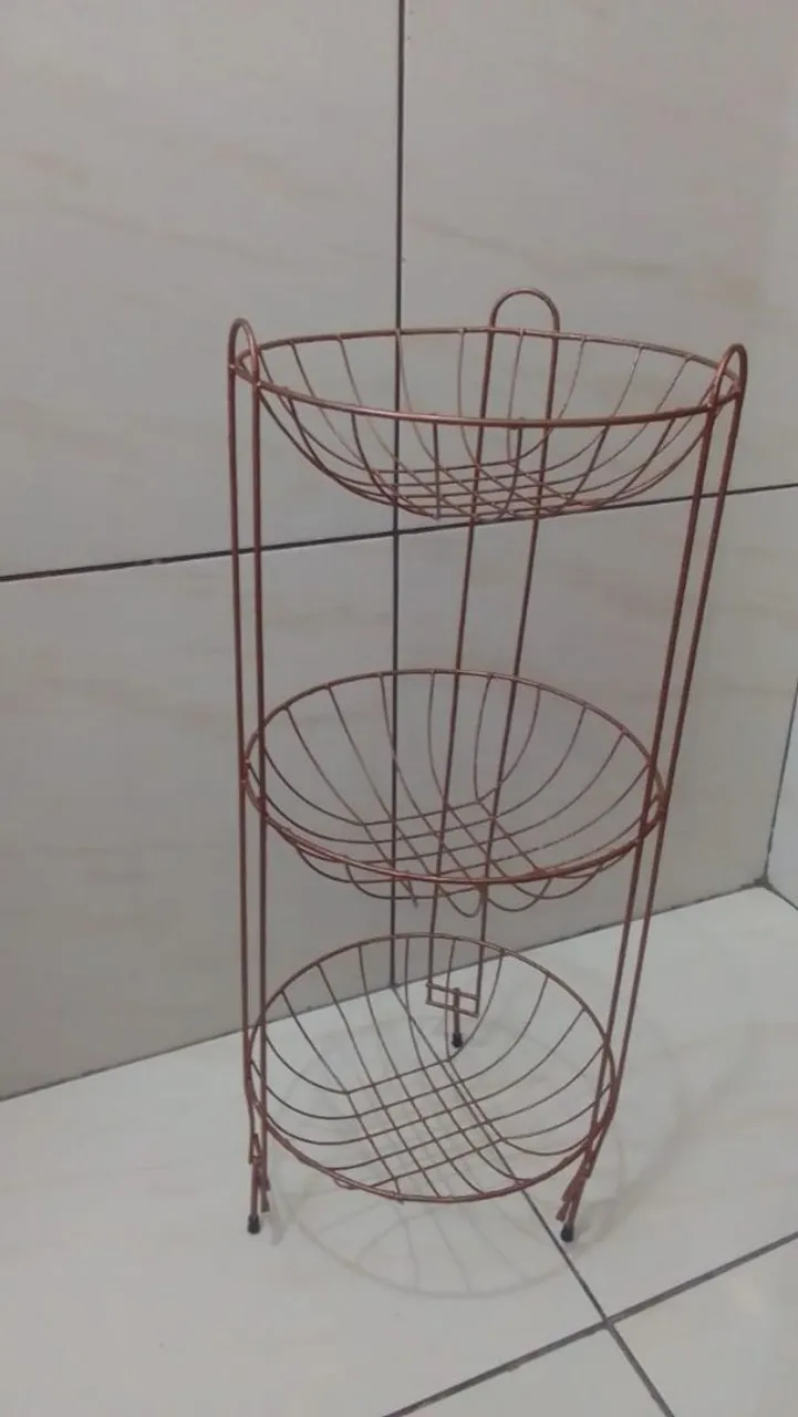 Fruteira de metal para cozinha