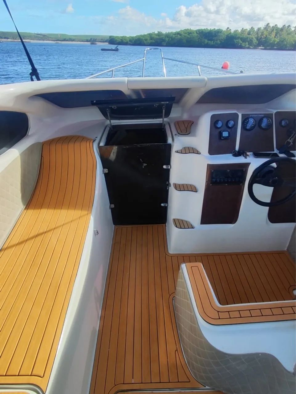 Lancha cabinada - Foto 10