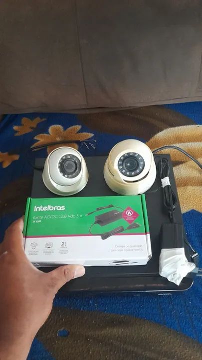 Kit completo, DVR de 4 camera Da Marca GiGa surper novo