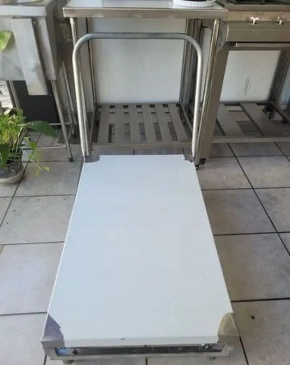 Carrinho plataforma de aço inox - Foto 2