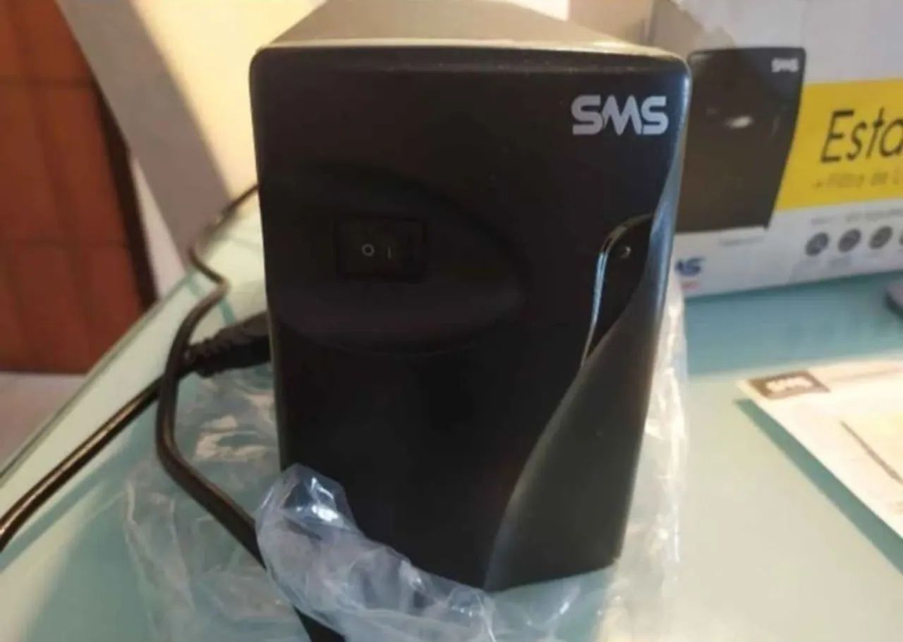 ESTABILIZADOR / NOBREAK SMS - 1000 VA / PROGRESSIVE III - BI-Wolts 16216. 