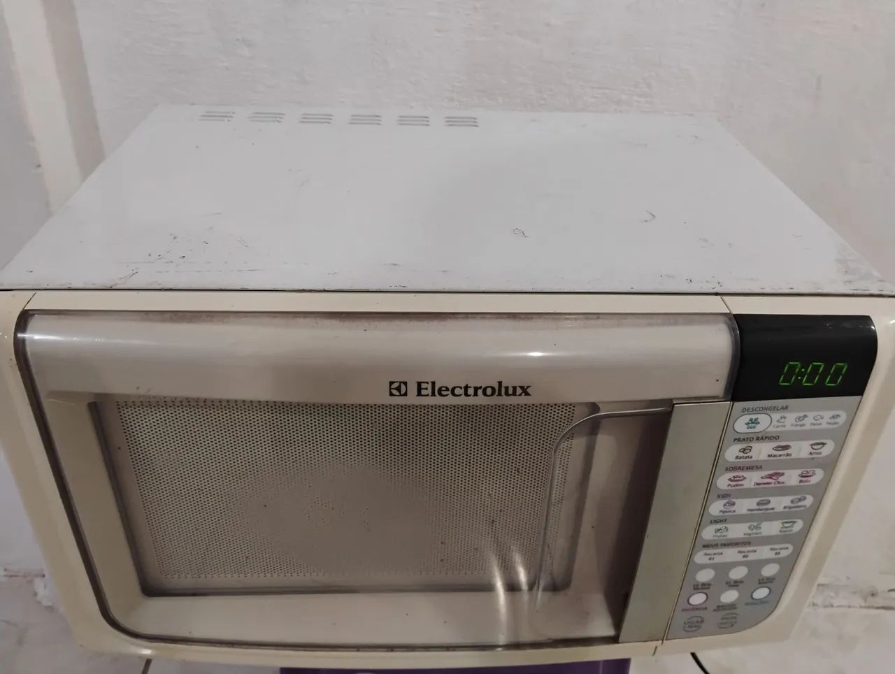 Microondas Eletrolux grande  - Foto 2