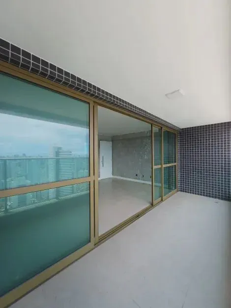Apartamento com 4 quartos no bairro da Madalena - Recife - PE