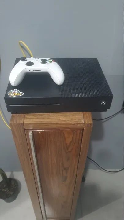 Xbox One S + controle Séries S