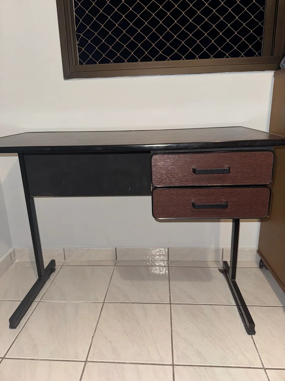 Mesinha de escritório/Escrivaninha64209951652866122
