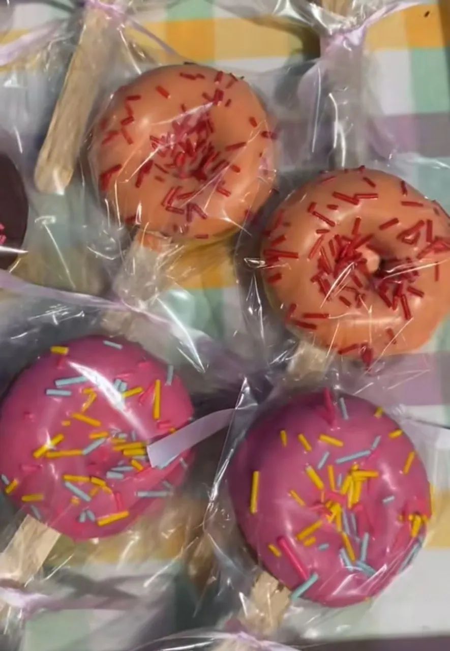 MINI DONUT'S Lembracinha aniversário  - Foto 3