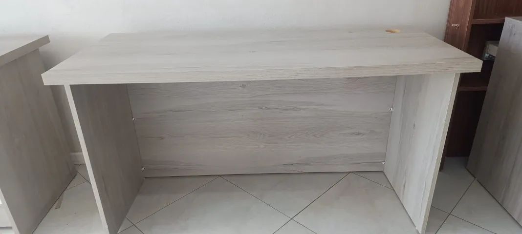 Mesa em MDF para escritório64728513740803121
