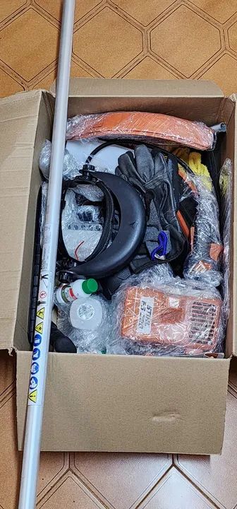 ROÇADEIRA STIHL FS 220 (apenas 8 horas de uso) - Foto 5