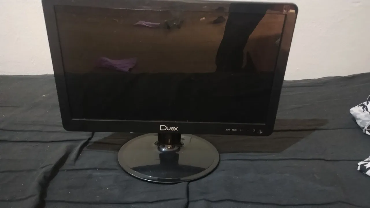 Monitor LCD 18.5 polegadas Duex