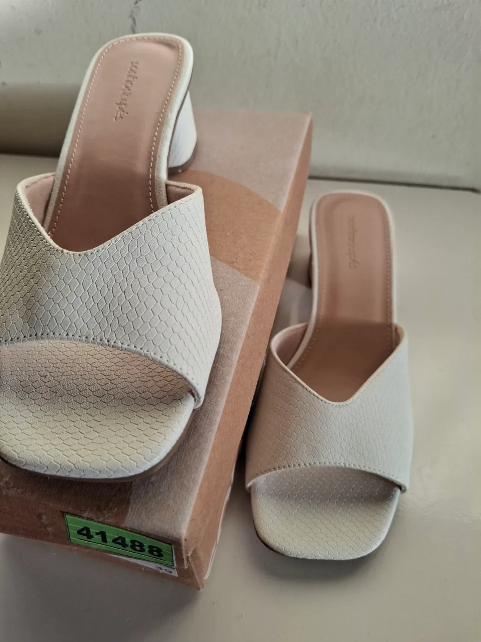 Sandália Sonhos dos pés Femininas Off White - Conforto e Estilo