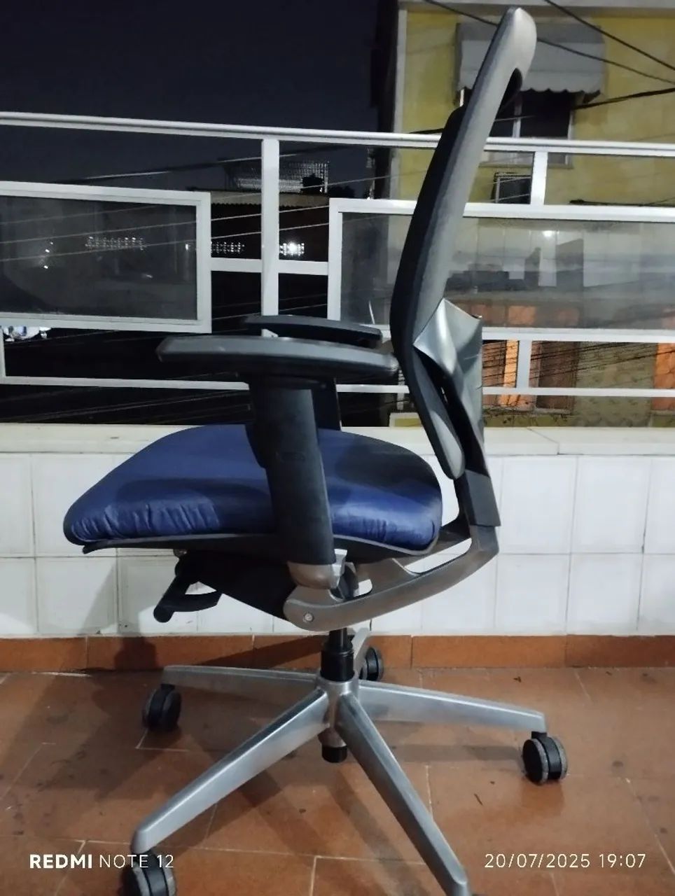 Cadeira de Escritórioica Marelli  - Foto 4