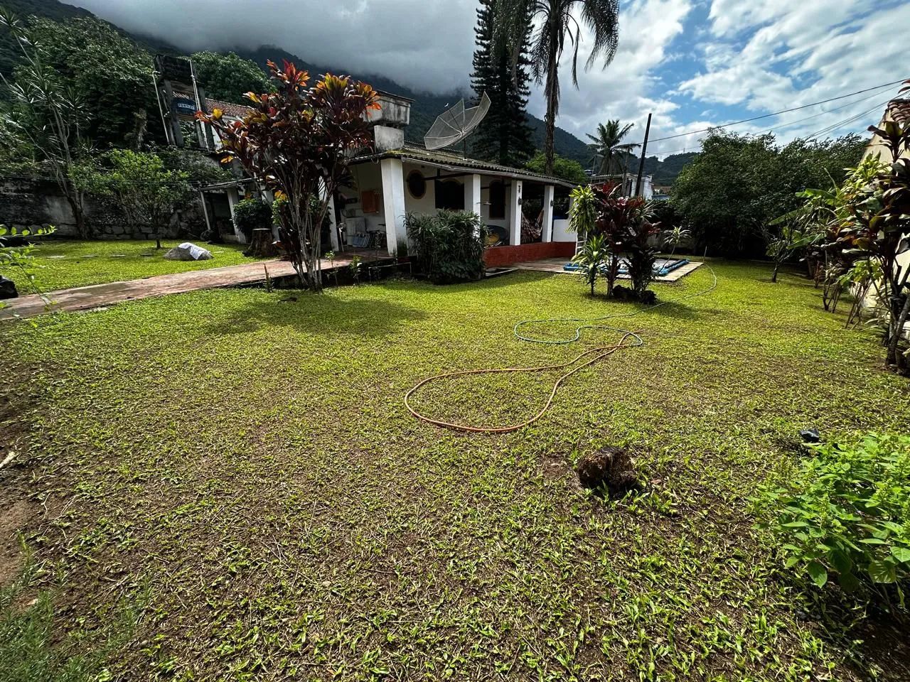 CASA COM ÓTIMO TERRENO A VENDA EM MURIQUI  - Foto 3