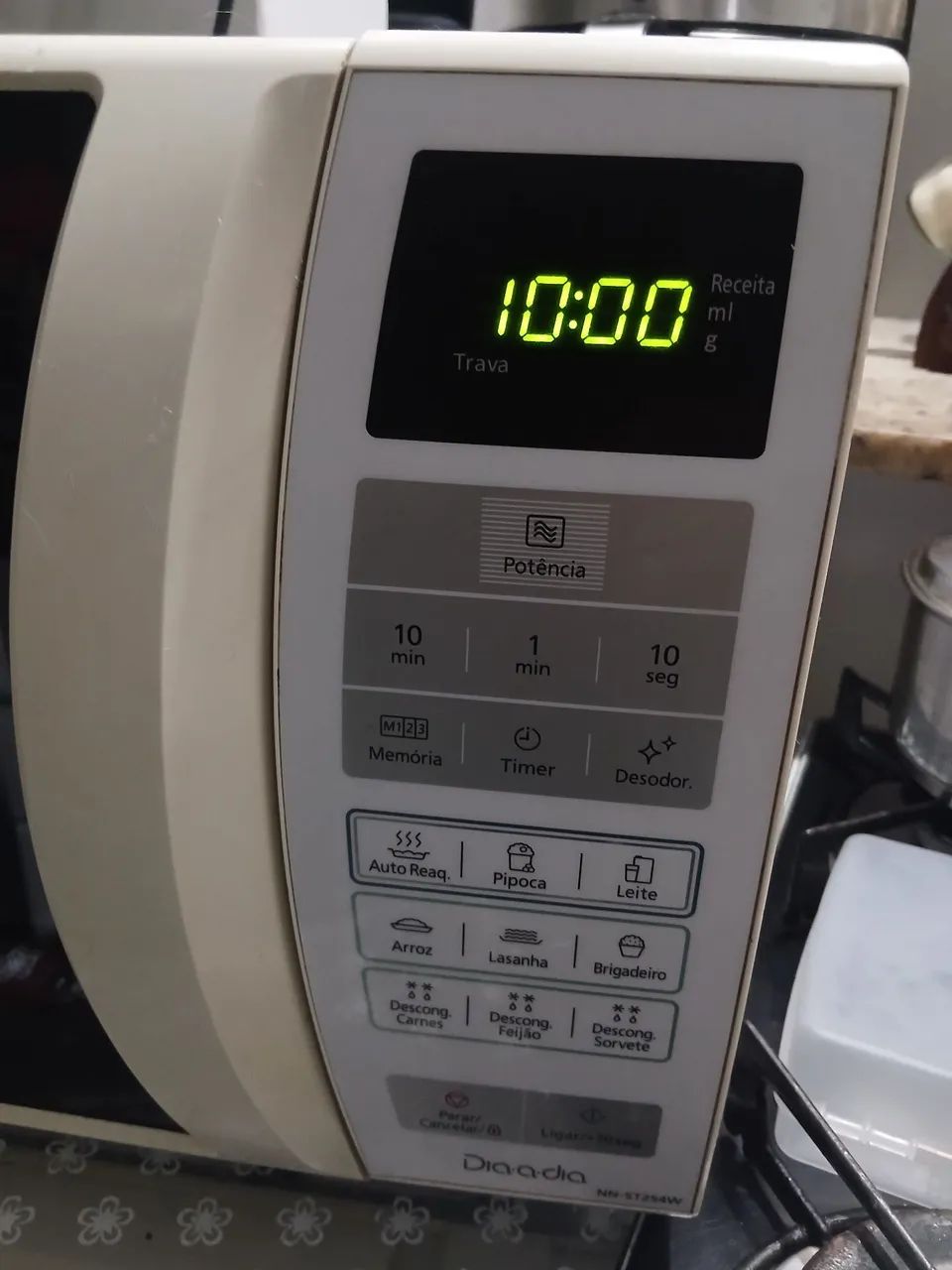 Microondas panasonic dia dia nnst254w 110v - Foto 2