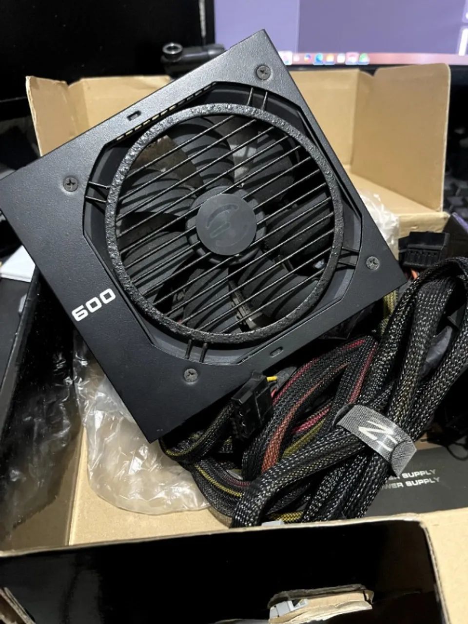 Fonte EVGA 600b 80 plus bronze - Foto 2