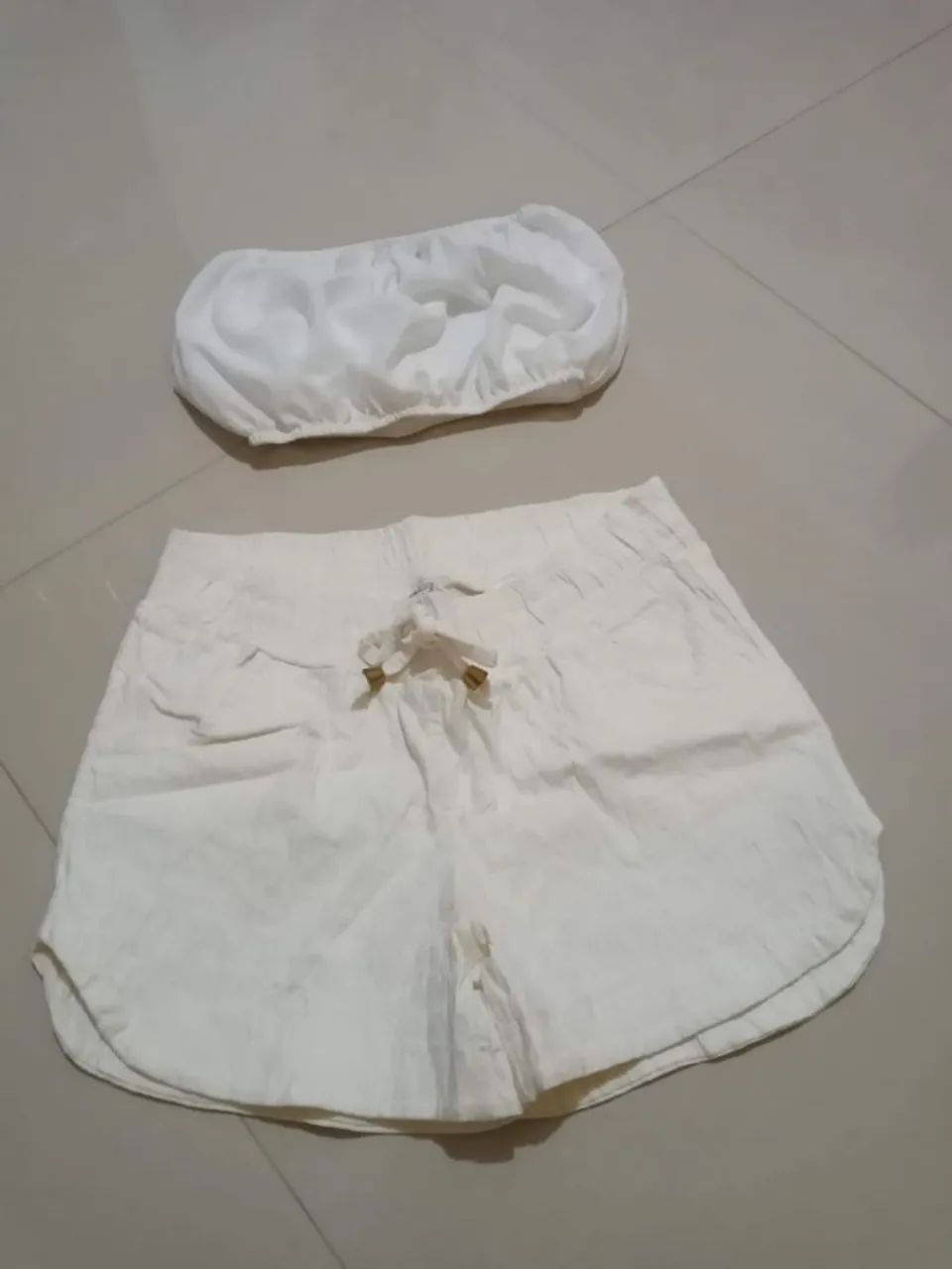 Cropped e short conjunto