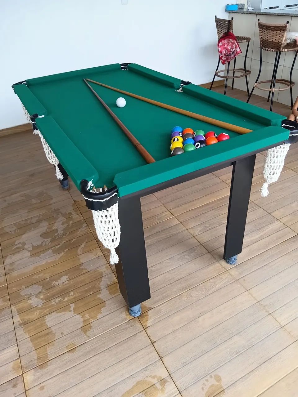 Mesa de sinuca *)