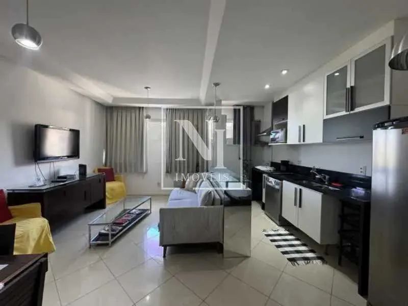 Apartamento : / Residencial / Copacabana