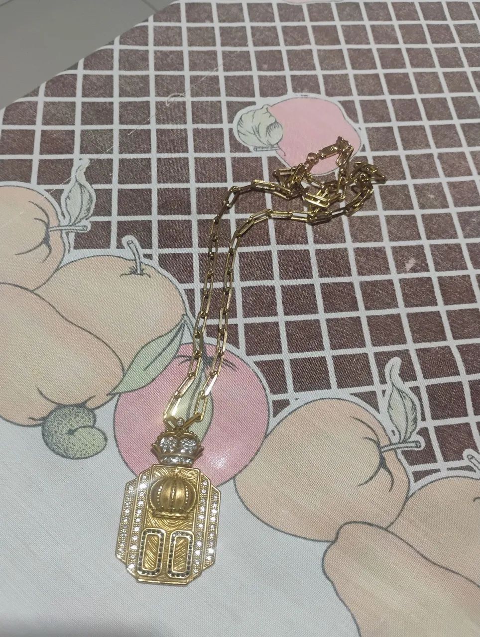 Corrente moeda antiga com pingente 