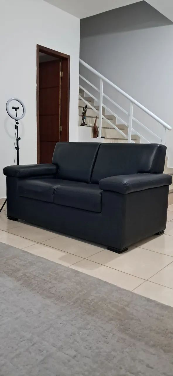 Sofá 2 lugares pouquíssimo uso para venda