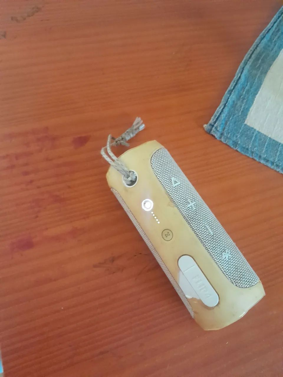 Jbl flip 4