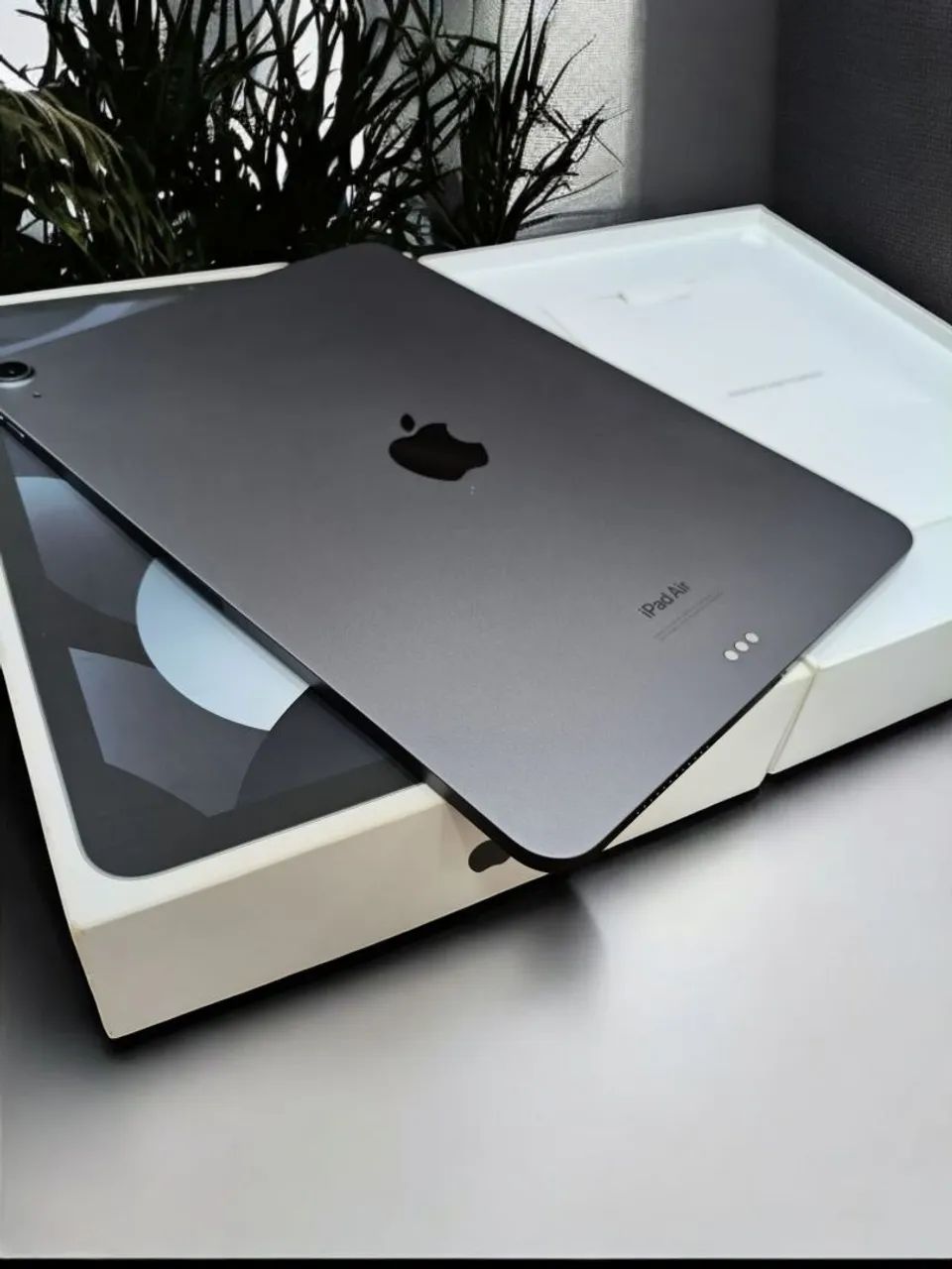 IPAD AIR 64GB (5 GERAÇÃO) CINZA  - Foto 2