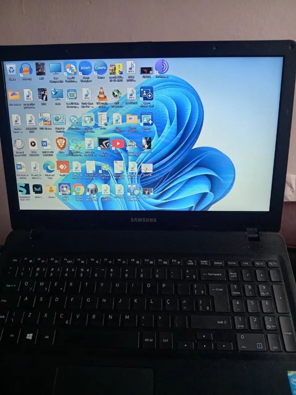Notebook Samsung np300e5k i5  - Foto 2