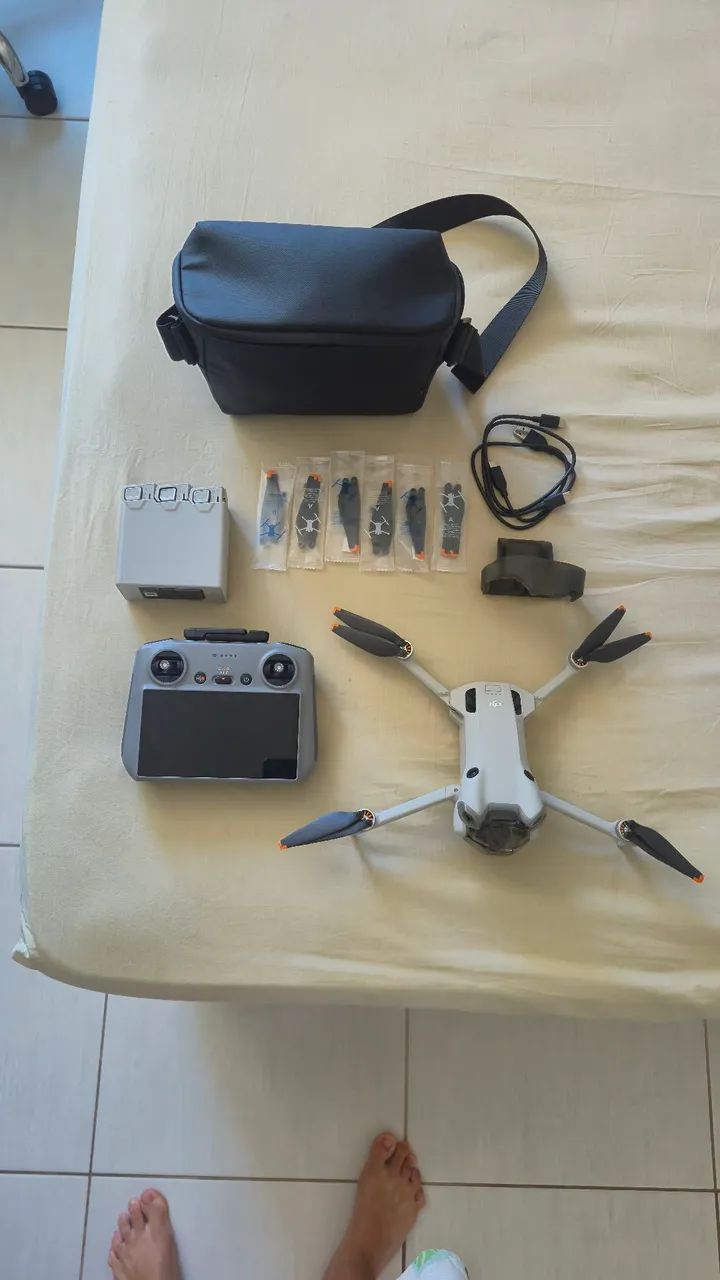 DJI MINI 4 PRO + CONTROLE DJI RC 2 + DJI GOGGLES + ACESSÓRIOS ? EXCELENTE ESTADO - Foto 4