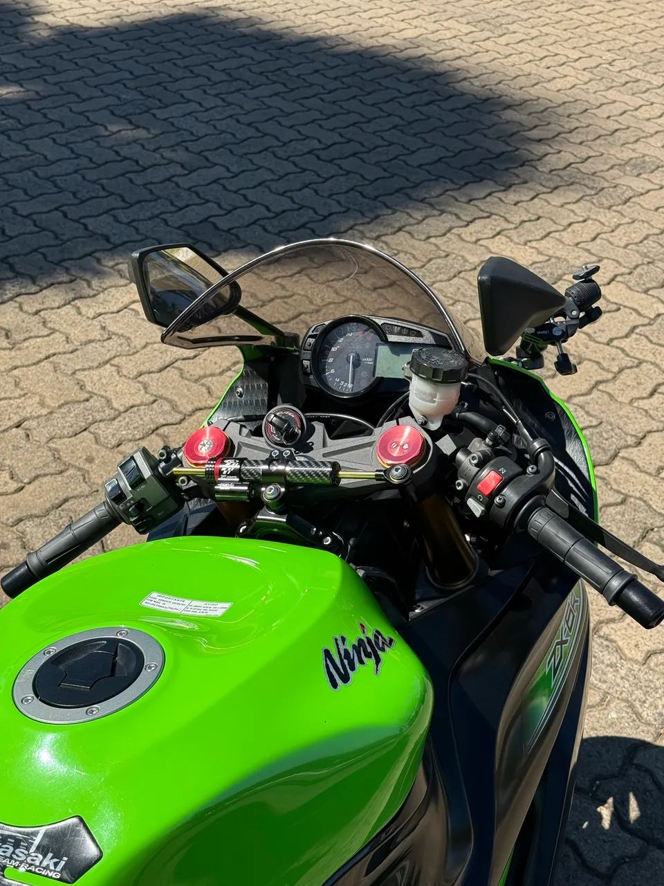 Kawasaki Zx-6r 636cc 2014 - 1495530243 | OLX