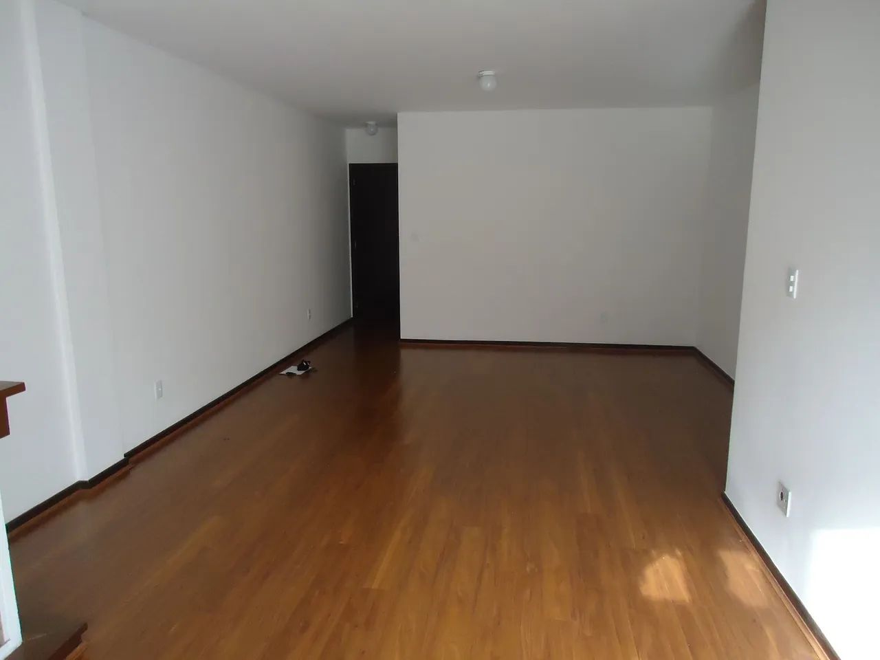 Alugo, apartamento, centro 3 quartos 2 suites - Foto 4