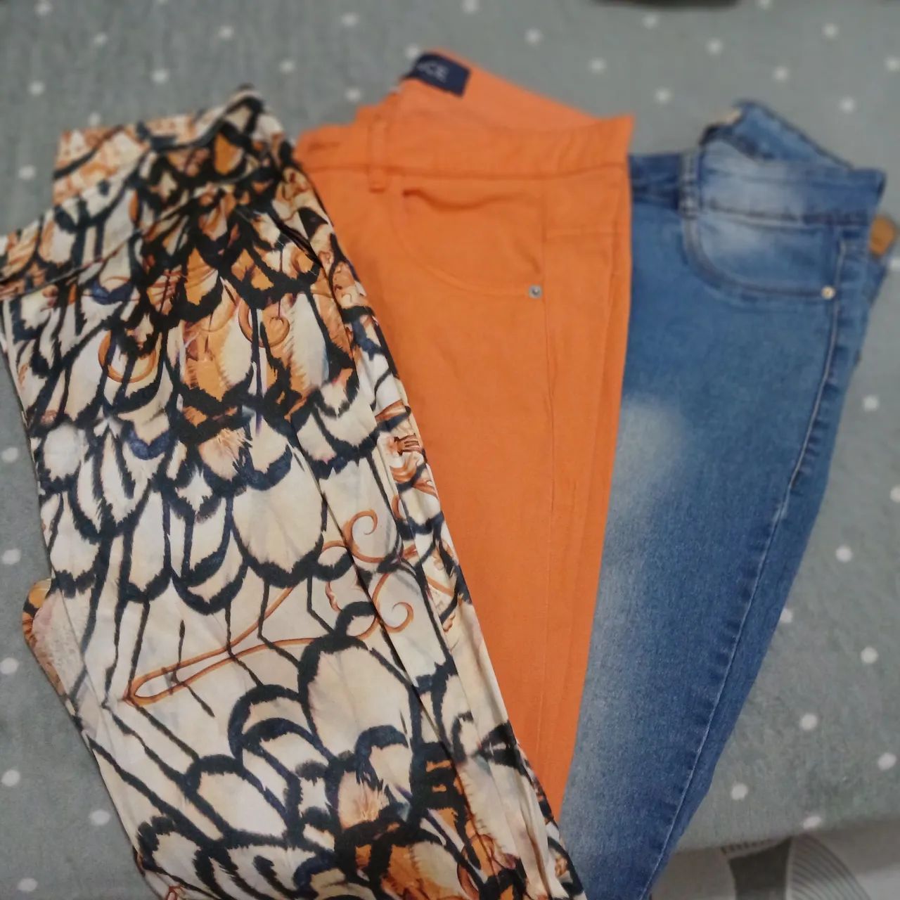 Lote de roupas brechó feminina - Foto 2