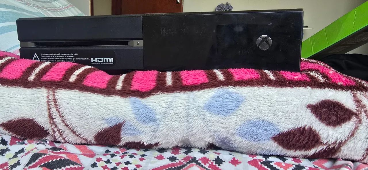 Xbox one fat com defeito - Foto 3
