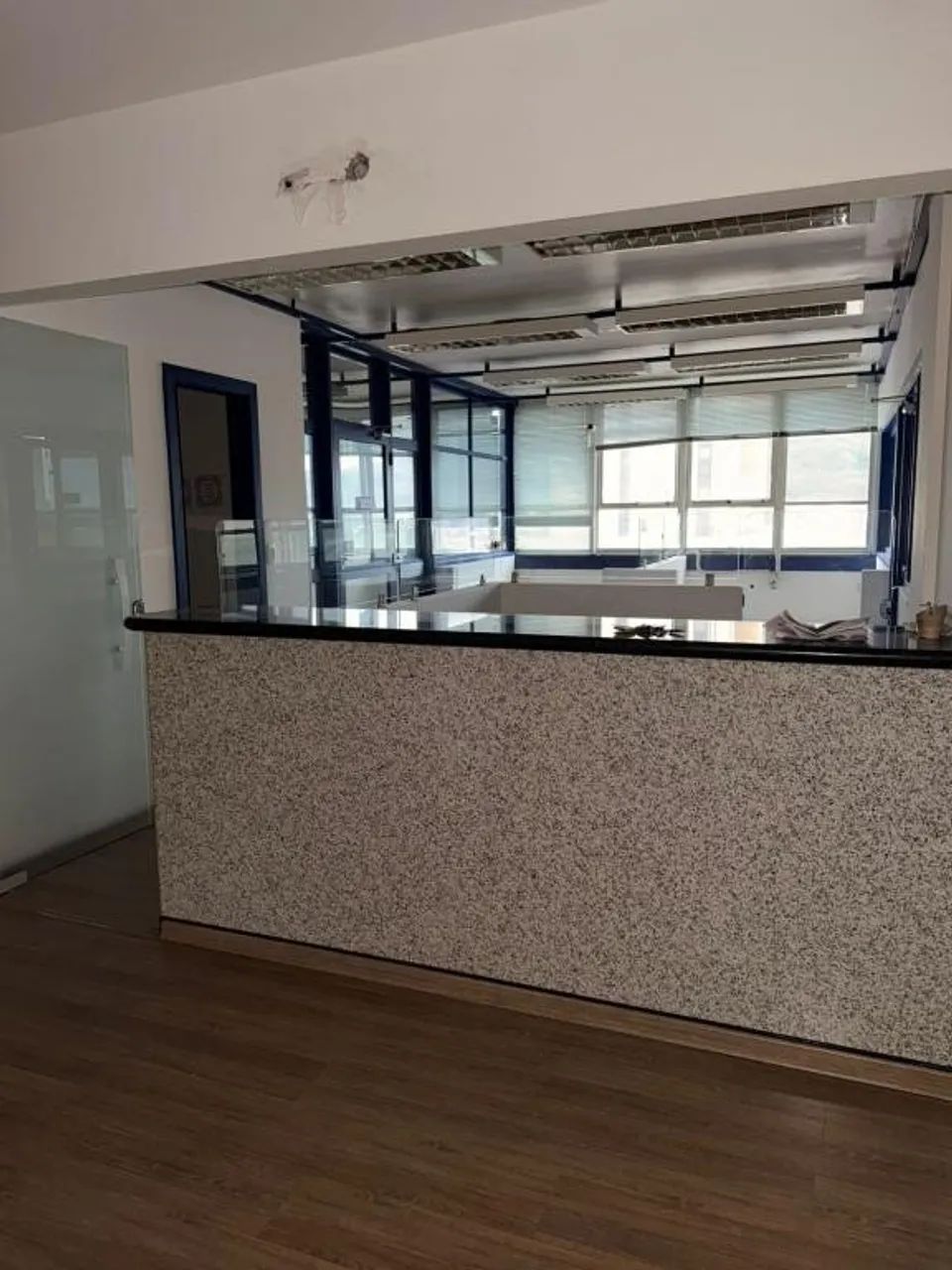 SALA COMERCIAL no CENTRO com 0 quartos para LOCAÇÃO, 500 m² - Foto 2