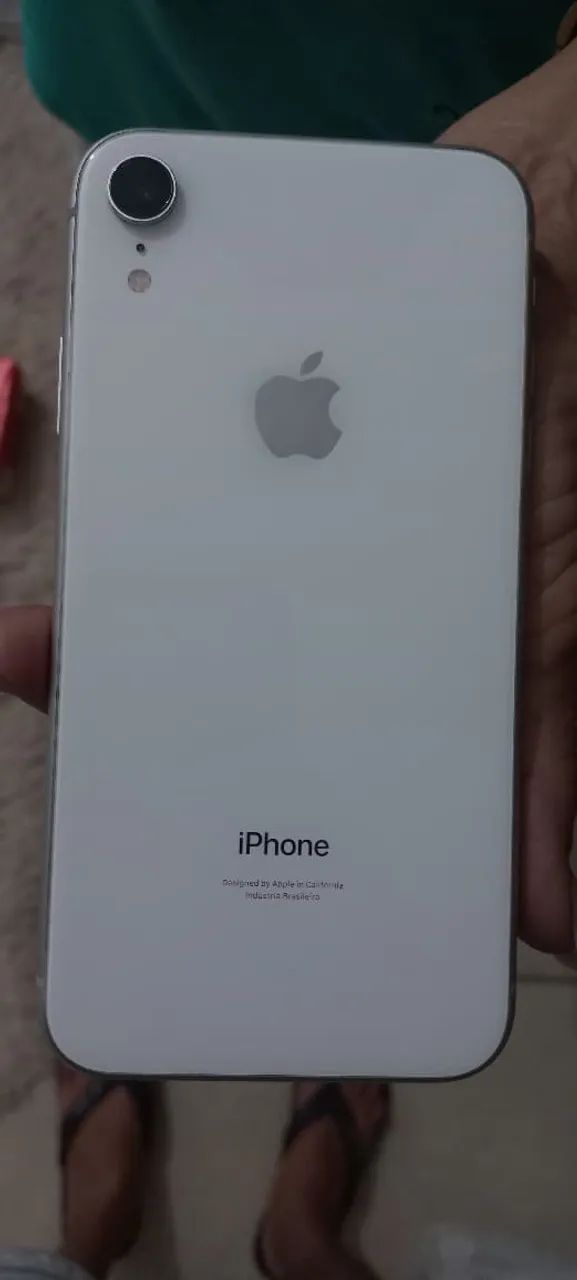 iPhone XR branco 64G Conservado