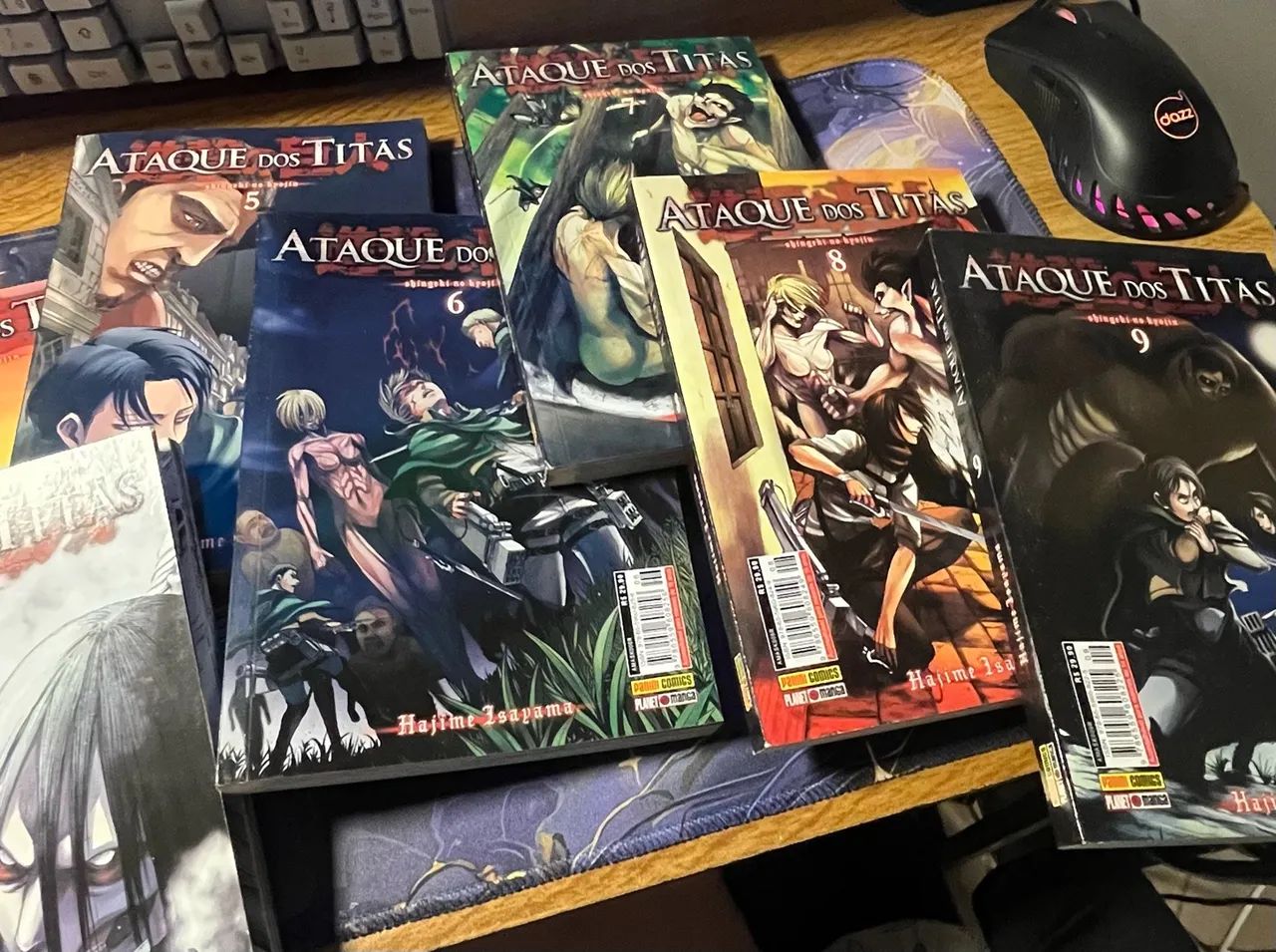 Coleção Mangás Attack on Titan 1-9 e 33 - Foto 3