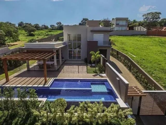 Chácara modular na planta com piscina e 3 quartos