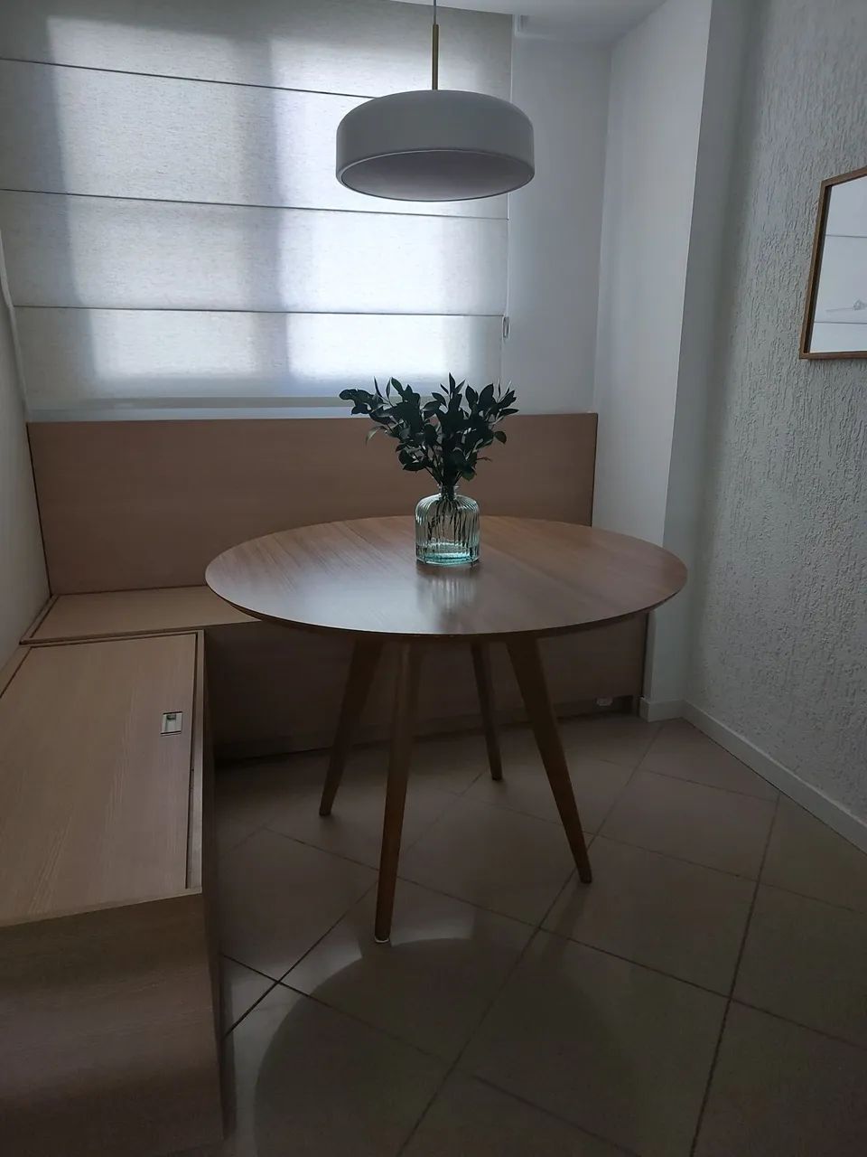 ? Mesa de Jantar Redonda Estilo Escandinavo - Excelente Estado? - Foto 3