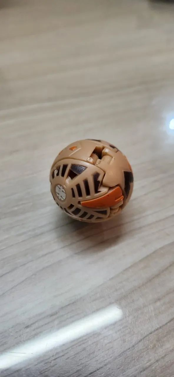 Bakugan Subterra Longfly - Foto 2