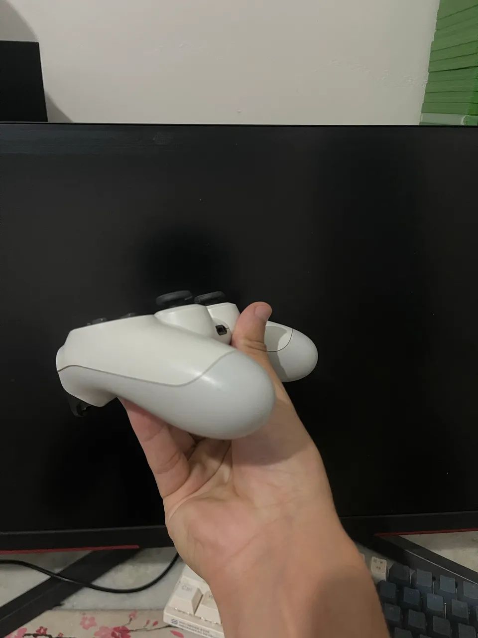 CONTROLE ORIGINAL DE PLAYSTATION 4 EDIÇÃO ESPECIAL - Foto 2